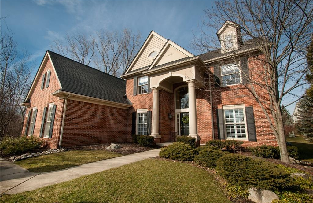 47320 Autumn Park Crt, Novi, MI 48374